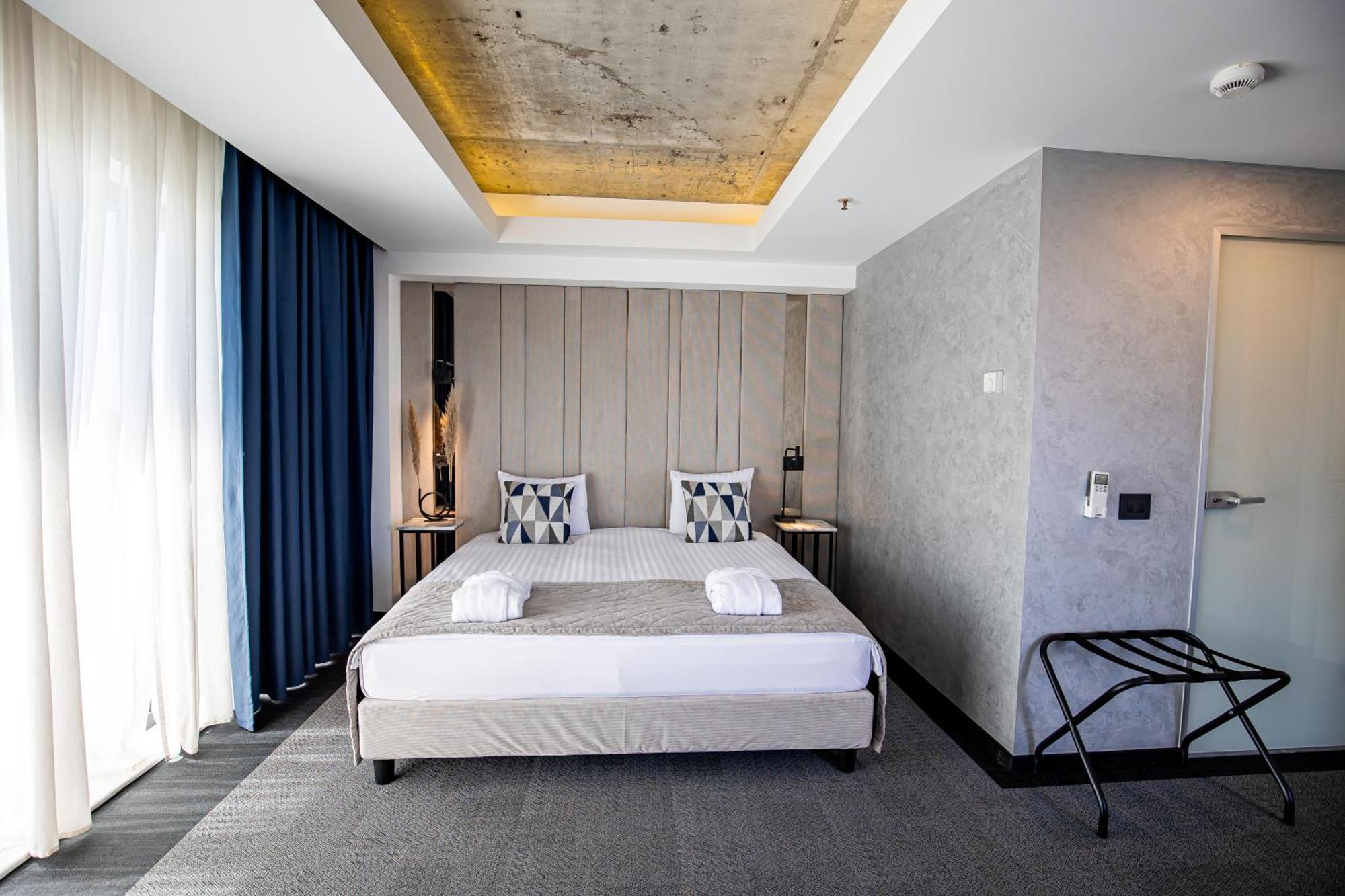Union Plaza 4* Bucarest